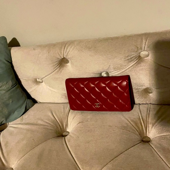 CHANEL Handbags - Authentic Chanel red WOC after market chain added